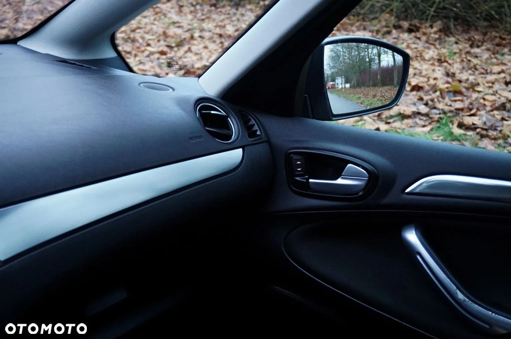 Ford S-Max 2.0 TDCi Titanium - 37