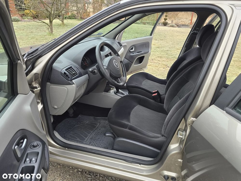 Renault Thalia 1.6 16V All Inclusive - 5