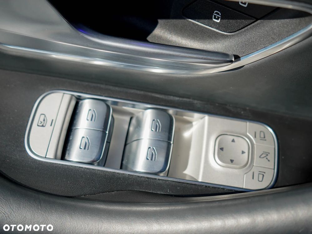 Mercedes-Benz GLE - 33