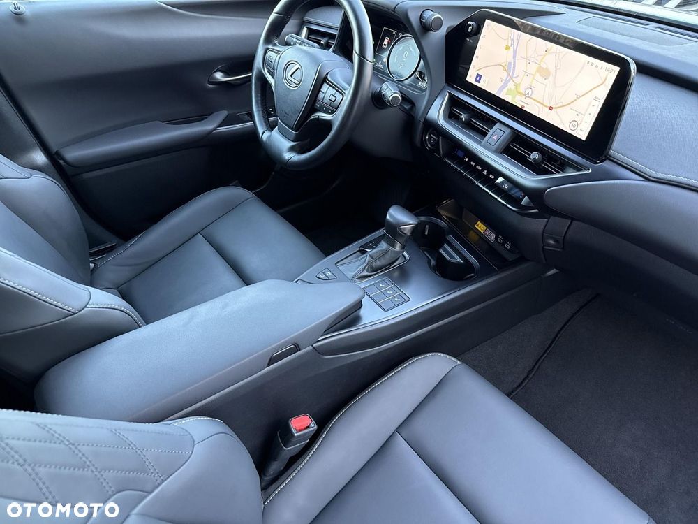 Lexus UX 250h GPF F Sport Design 2WD - 9