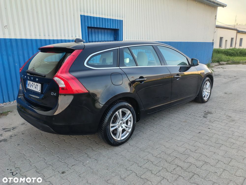 Volvo V60 - 10