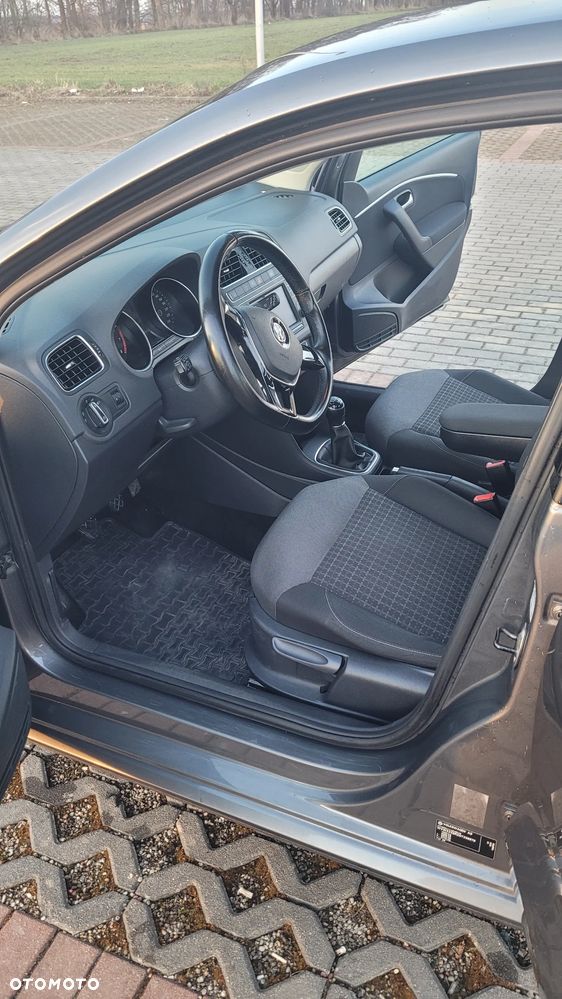 Volkswagen Polo 1.2 TSI (Blue Motion Technology) Comfortline - 22