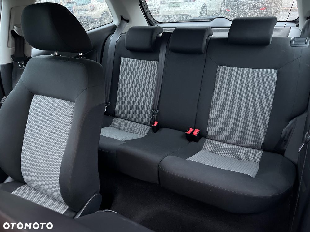 Volkswagen Polo - 7