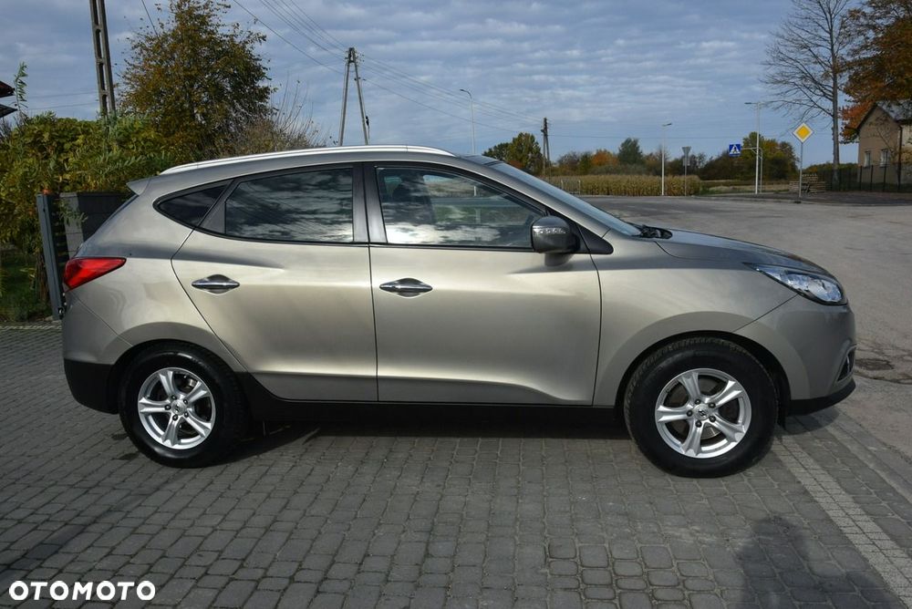 Hyundai ix35 2.0 4WD Automatik Premium - 11