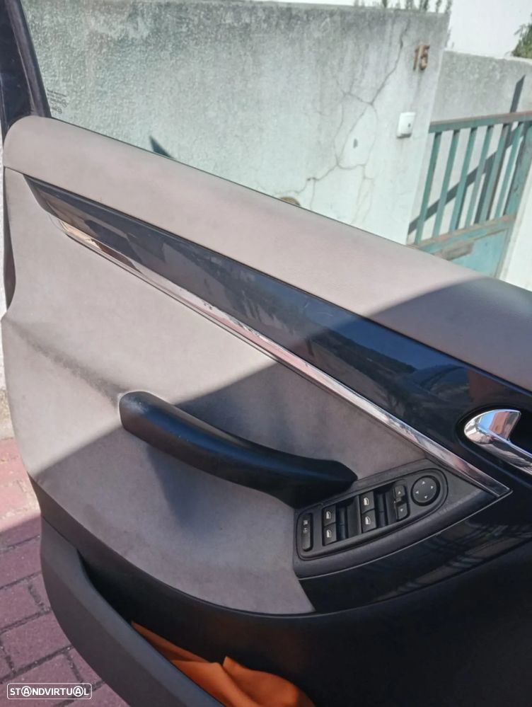 Citroën C4 Picasso 2.0 HDi Exclu. CMP6 - 7