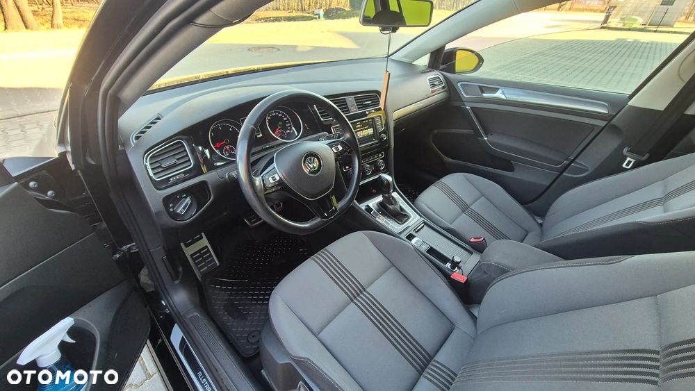 Volkswagen Golf 1.6 TDI BlueMotion Technology DSG Allstar - 7