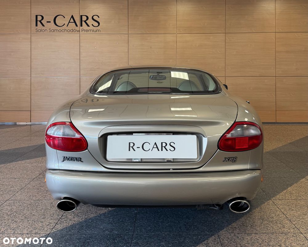 Jaguar XK8 - 8