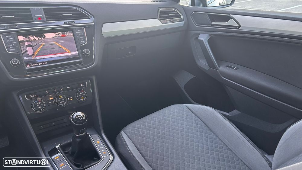VW Tiguan 2.0 TDI Highline - 26