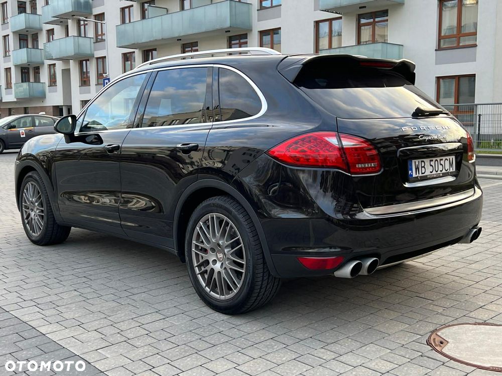 Porsche Cayenne Turbo Tiptronic S - 3