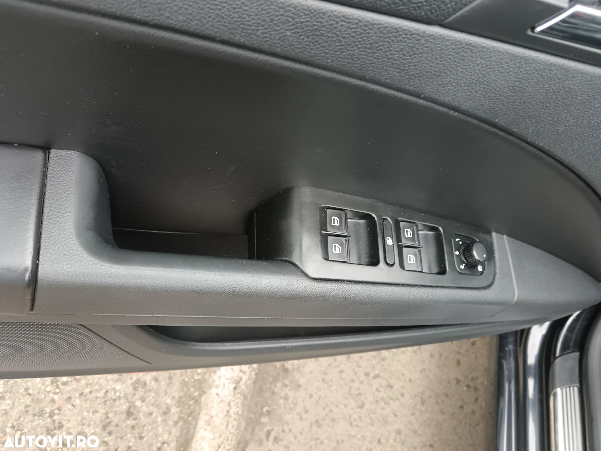 Skoda Superb 2.0 TDI Comfort DSG - 7