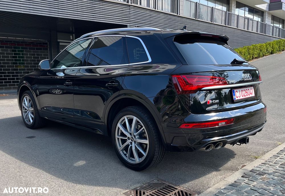 Audi SQ5 - 5