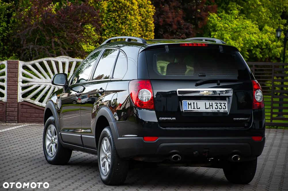 Chevrolet Captiva 2.4 LS - 13