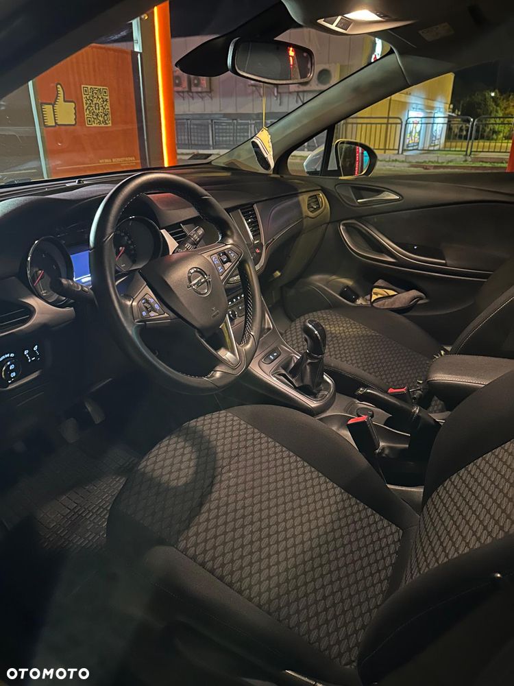 Opel Astra 1.6 CDTI Enjoy - 2