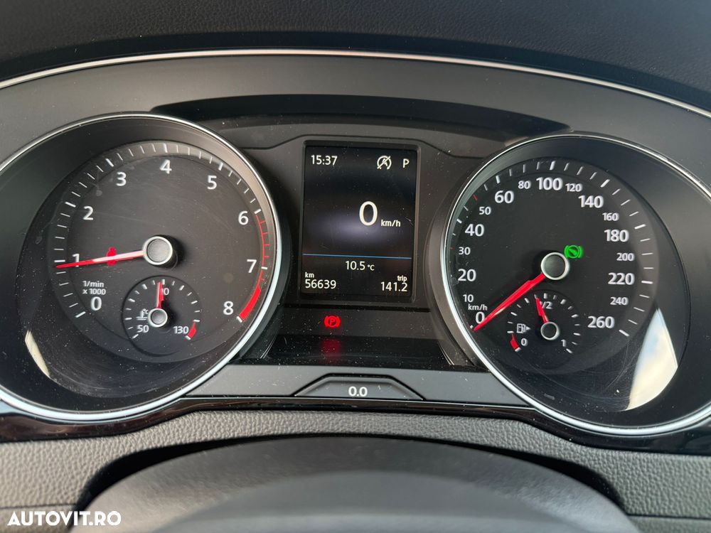 Volkswagen Passat 1.5 TSI ACT DSG Comfortline - 15