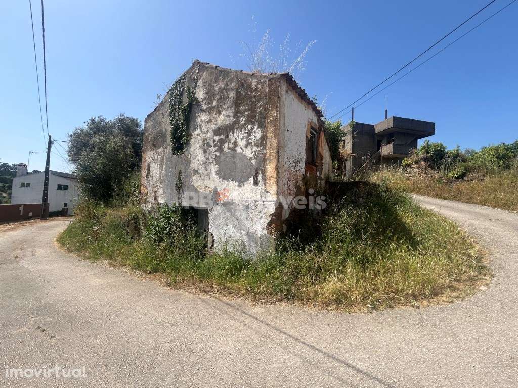 Terreno com Ruína - Macieira, Tomar - Grande imagem: 3/12