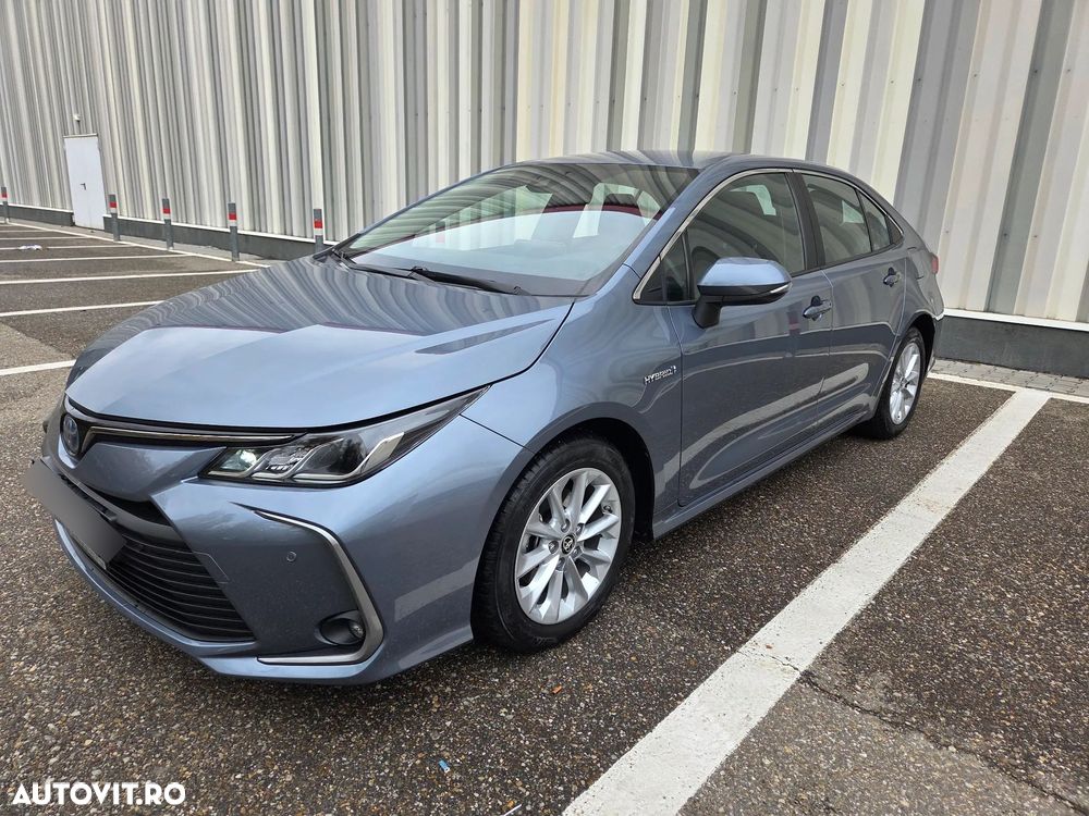 Toyota Corolla Sedan 1.8 HSD Dynamic - 1