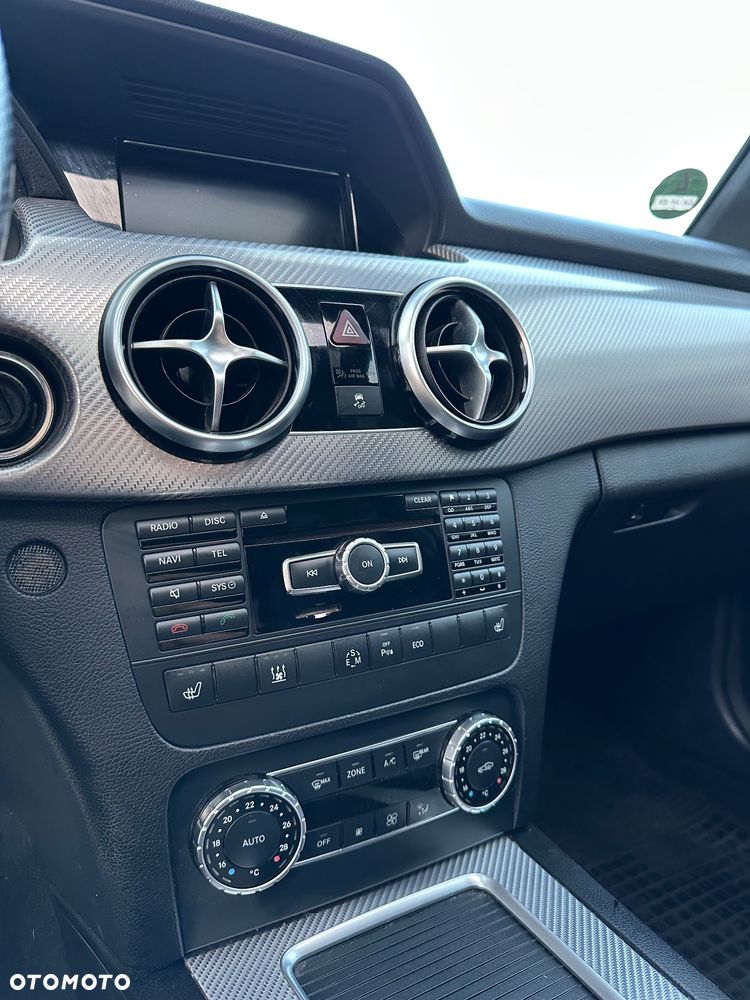 Mercedes-Benz GLK - 13