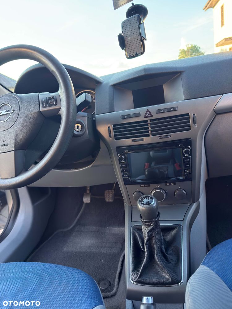 Opel Astra 1.8 Enjoy - 11