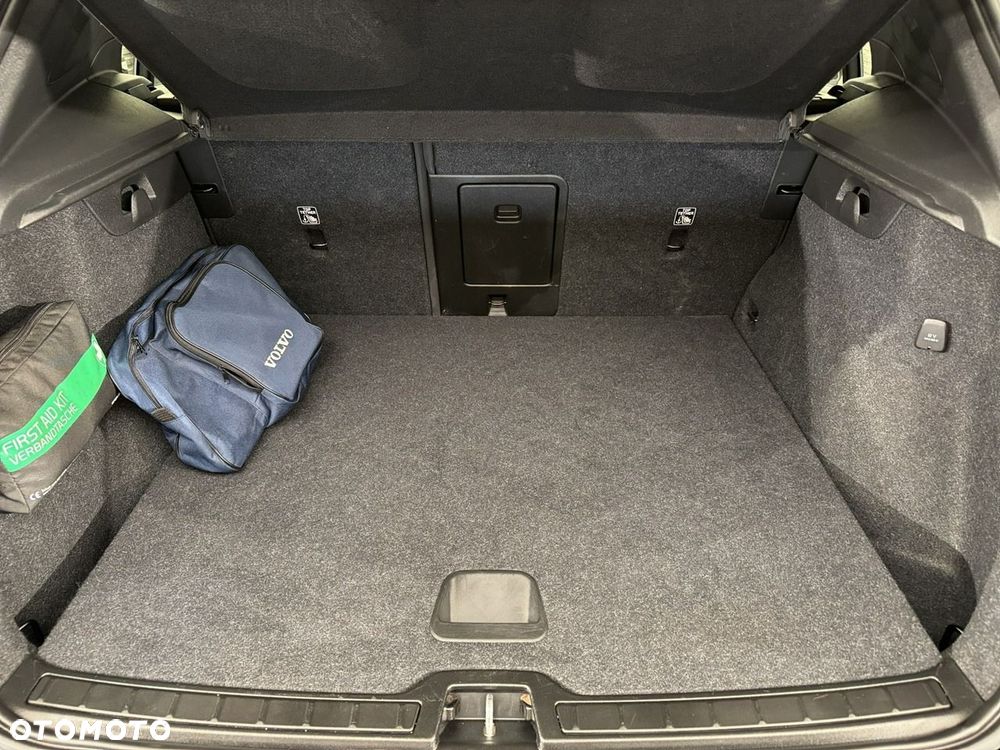 Volvo XC 40 - 15