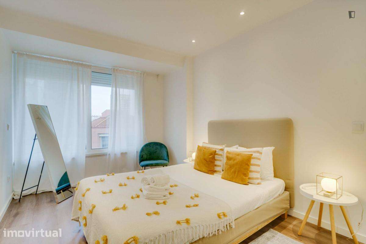 Apartamento com 1 quartos - localizado em Sete Rios Lisbon - Grande imagem: 3/18
