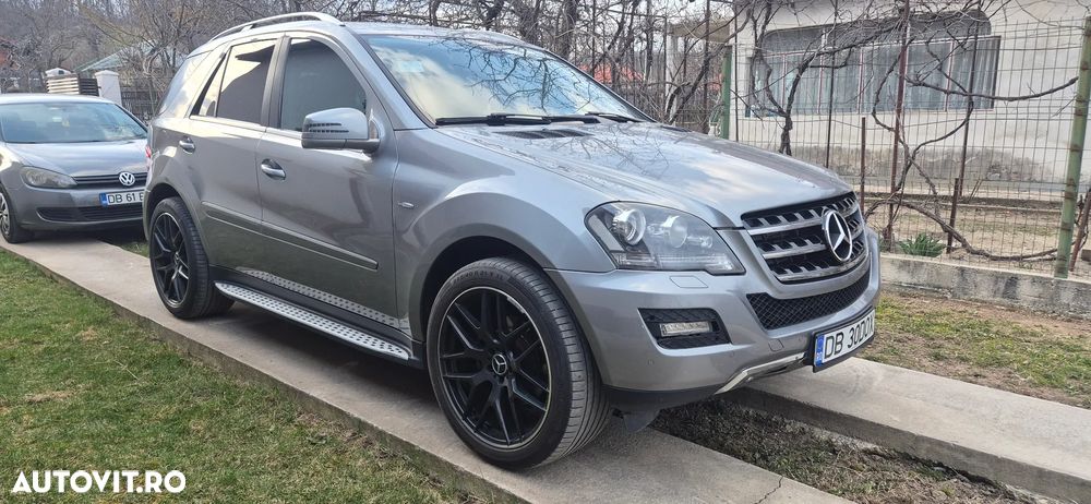 Mercedes-Benz ML 300 CDI 4Matic 7G-TRONIC DPF BlueEFFICIENCY Grand Edition - 3
