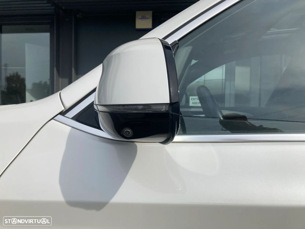 BMW iX3 Impressive - 14