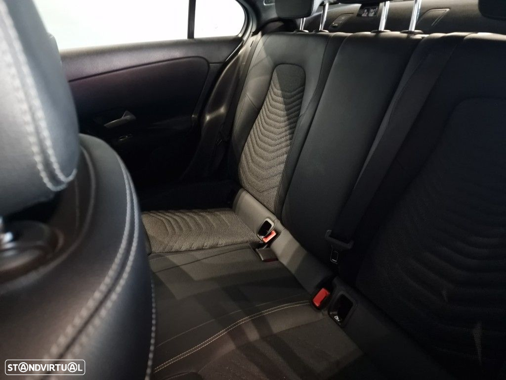 Mercedes-Benz A 180 Limousine d Progressive Aut. - 18