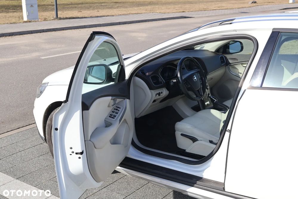 Volvo V40 Cross Country D3 Kinetic - 10