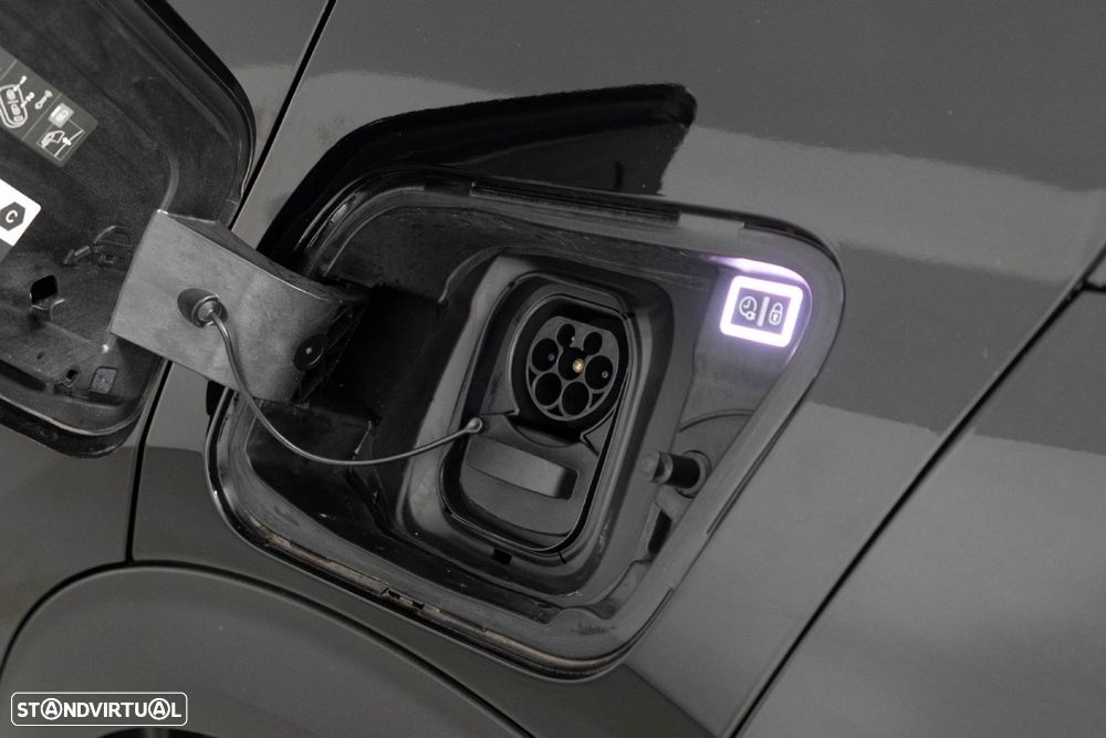 Peugeot e-2008 50 kWh Allure Pack - 17