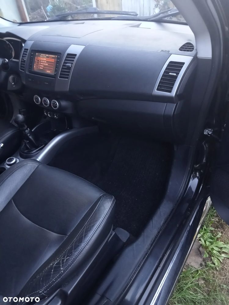 Peugeot 4007 HDI FAP 7-Sitzer Platinum - 10
