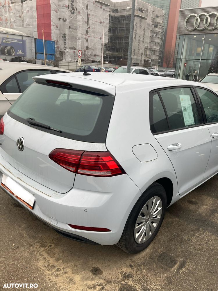 Volkswagen Golf 1.0 TSI Trendline - 2