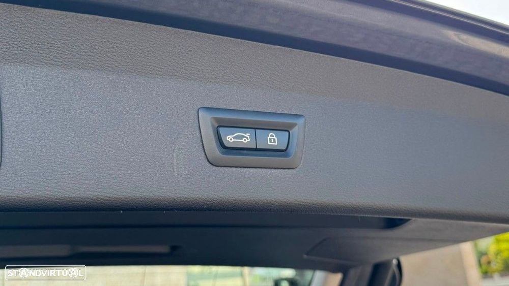 BMW X1 16 d sDrive Advantage Auto - 11