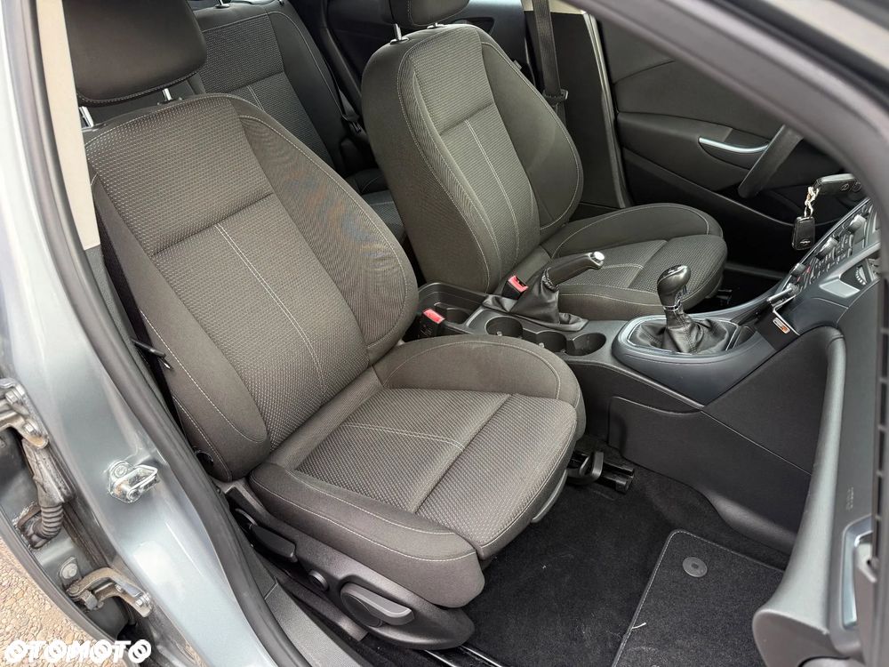 Opel Astra - 16