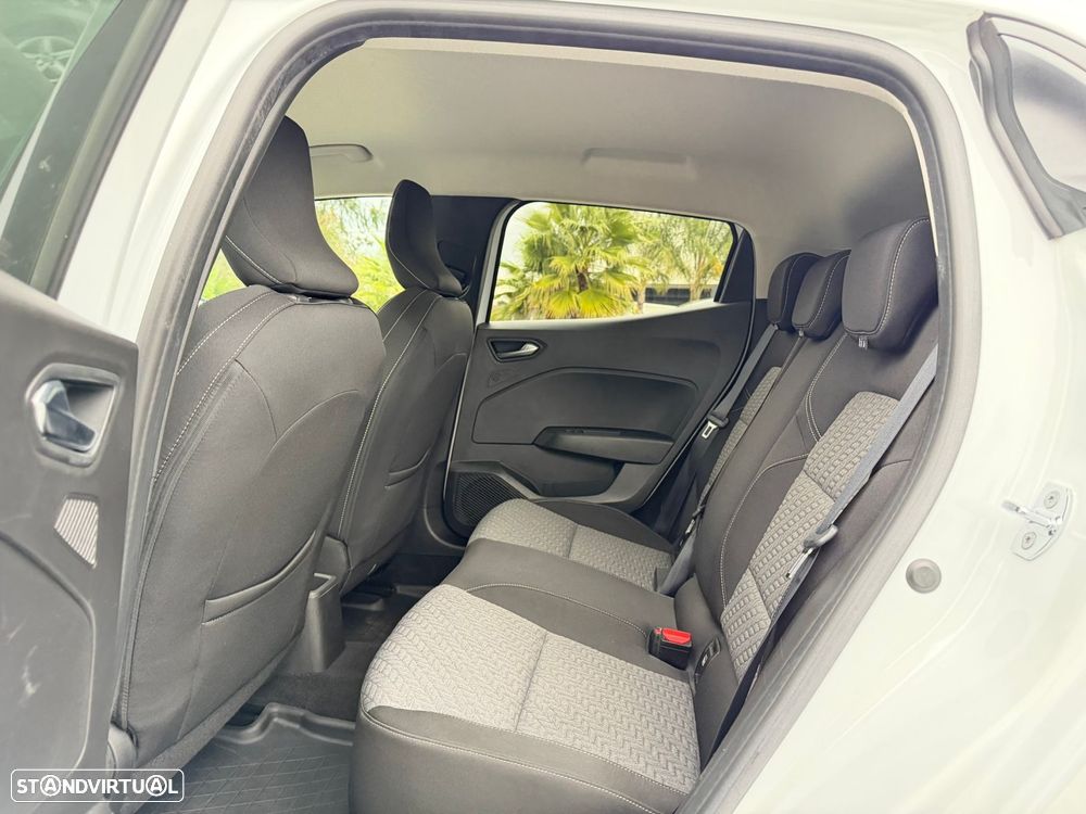 Renault Clio 1.5 Blue dCi Evolution - 6