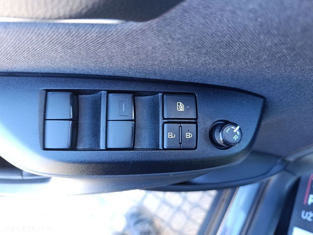 Toyota Yaris Cross Hybrid 1.5 Comfort - 36