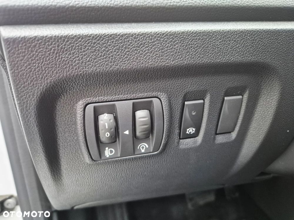 Renault Captur - 18