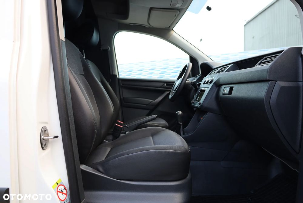 Volkswagen Caddy - 22