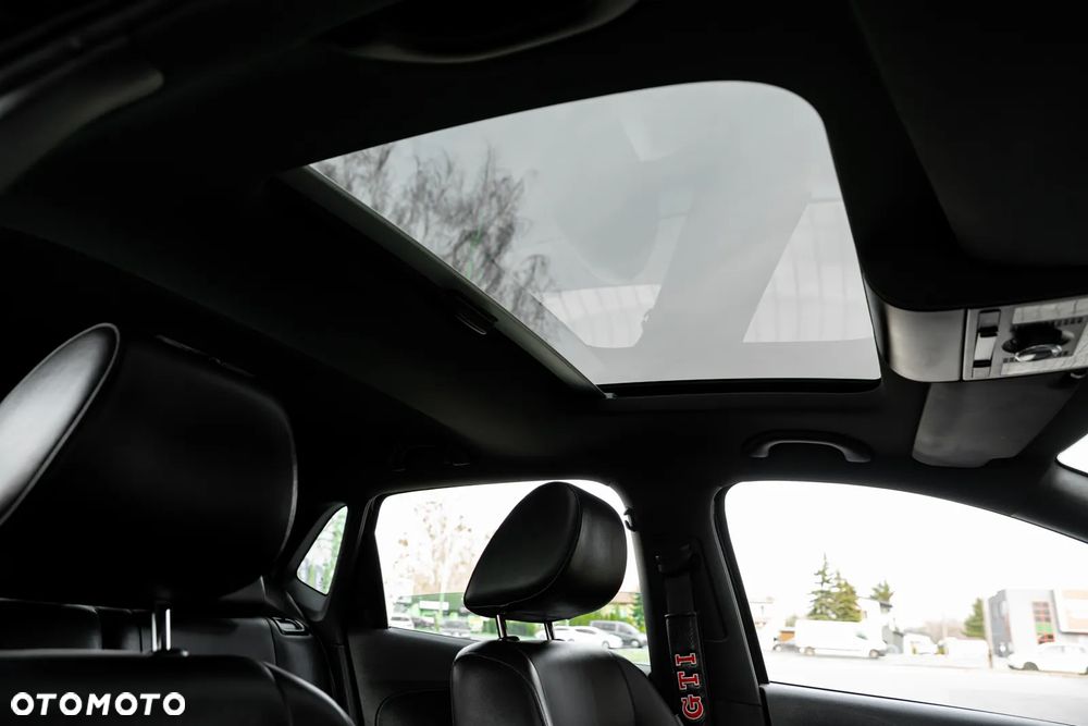 Volkswagen Polo 1.4 TSI GTI DSG - 23