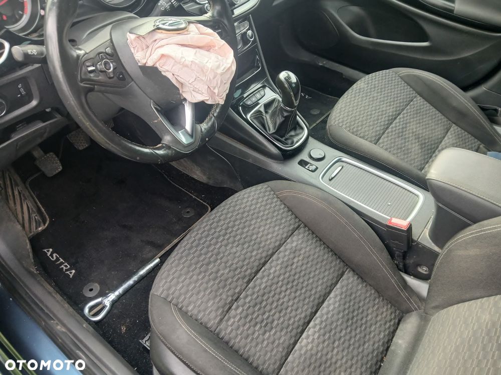 Opel Astra - 13