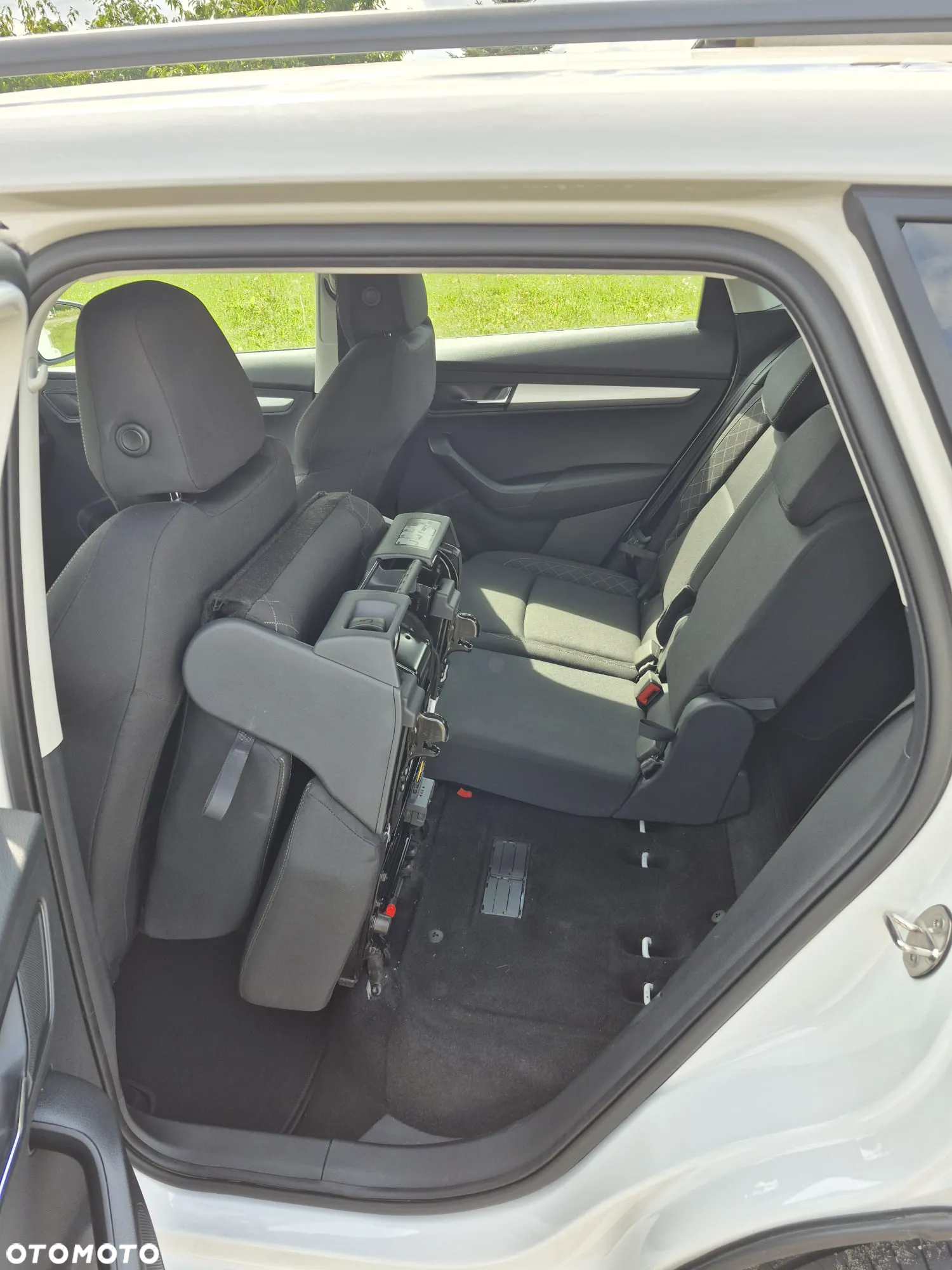 Skoda Karoq 2.0 TDI SCR 4x4 Ambition DSG - 24