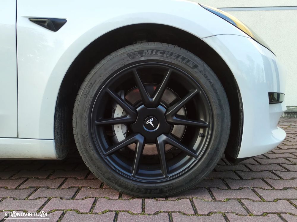Tesla Model 3 Standard Range Plus RWD - 36
