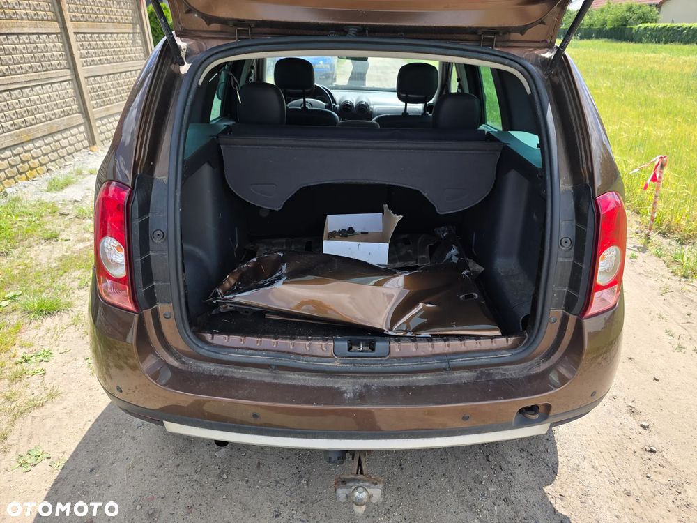 Dacia Duster 1.6 16V 4x2 Laureate - 16