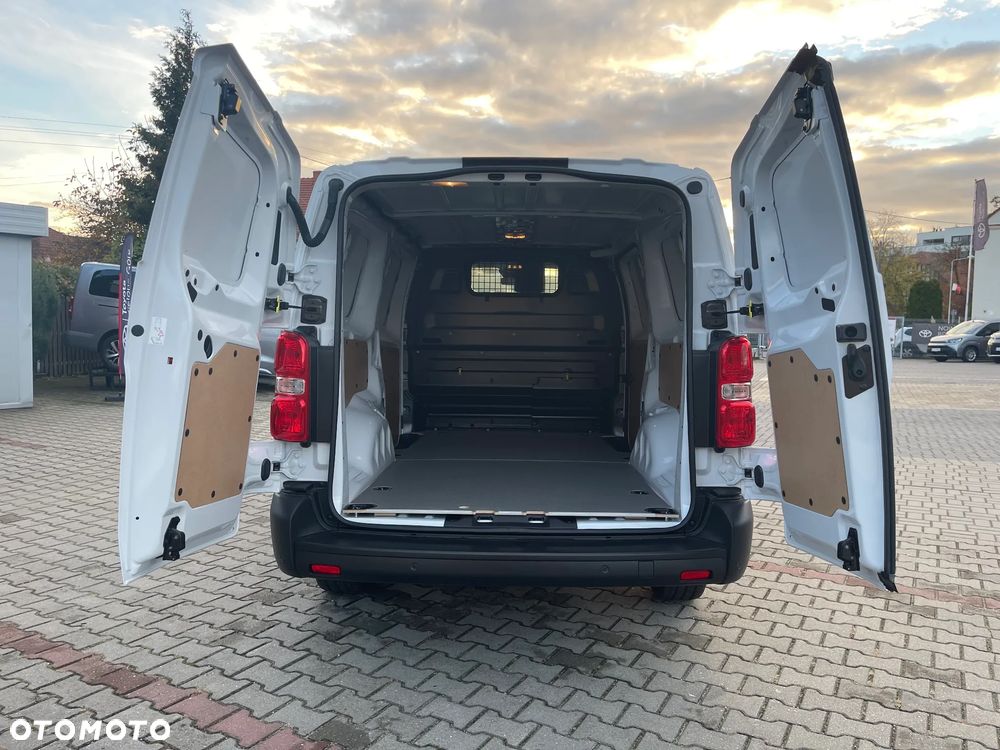 Toyota PROACE - 10