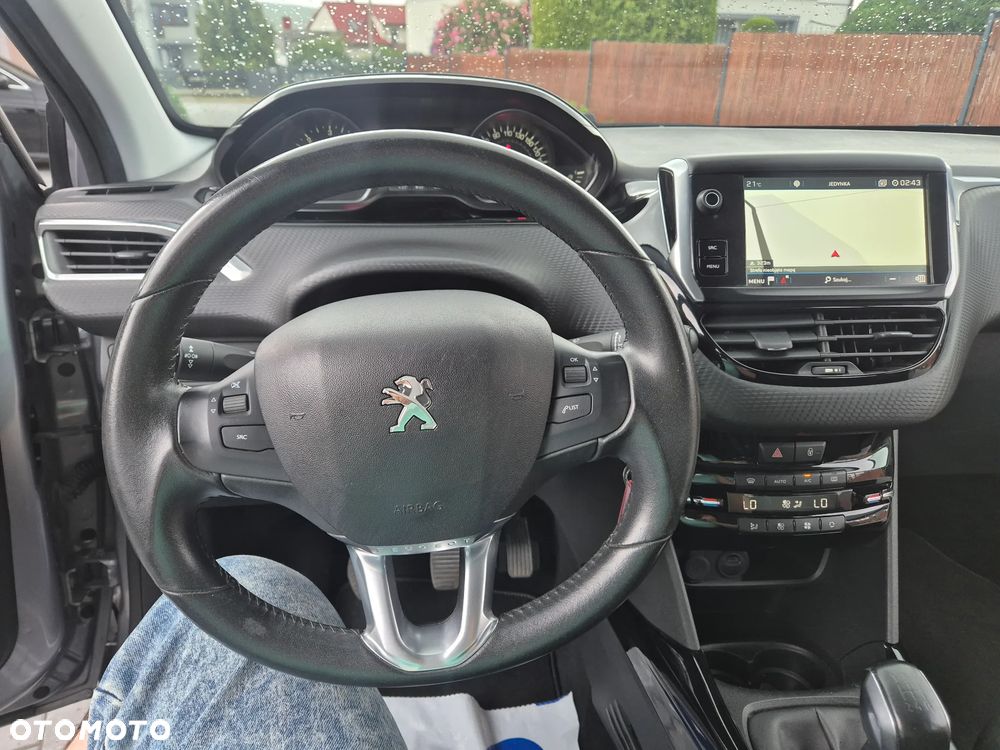 Peugeot 2008 1.5 BlueHDi Style - 14