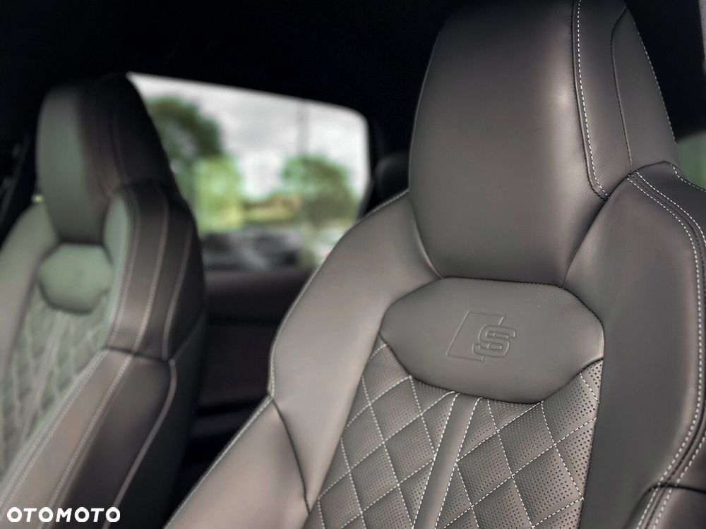 Audi Q7 - 21