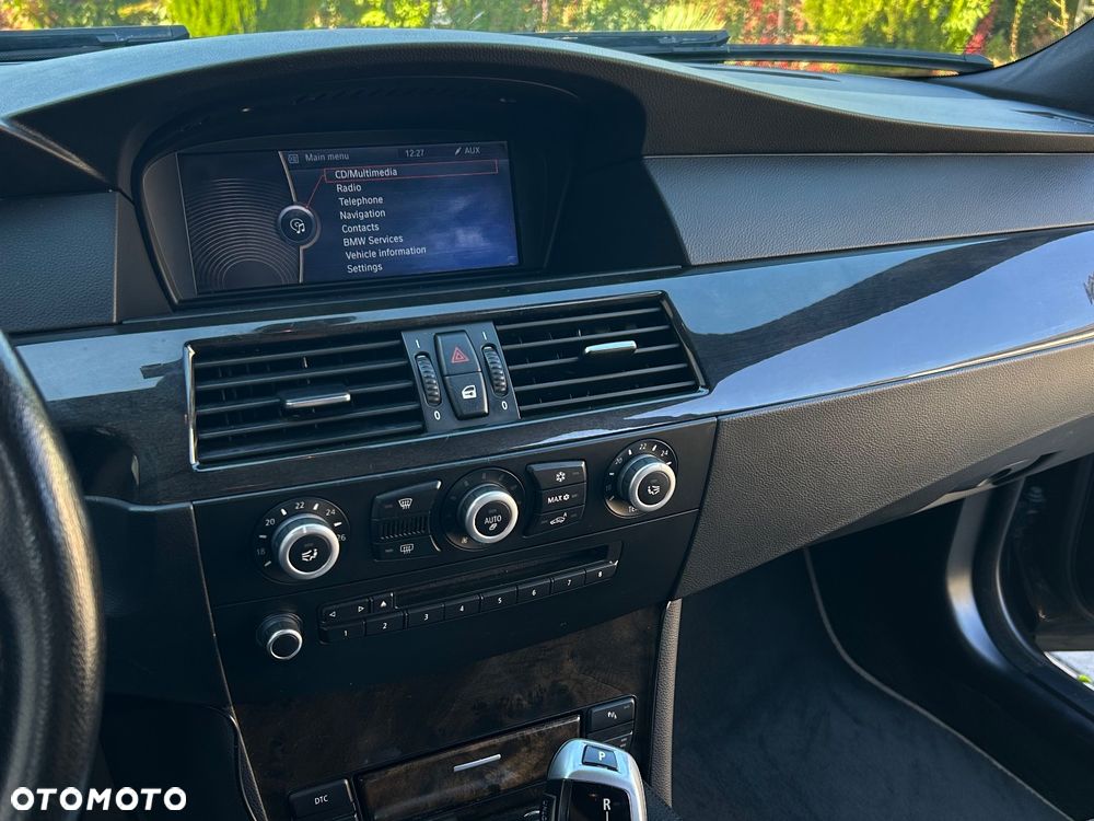 BMW Seria 5 520d Edition Lifestyle - 26