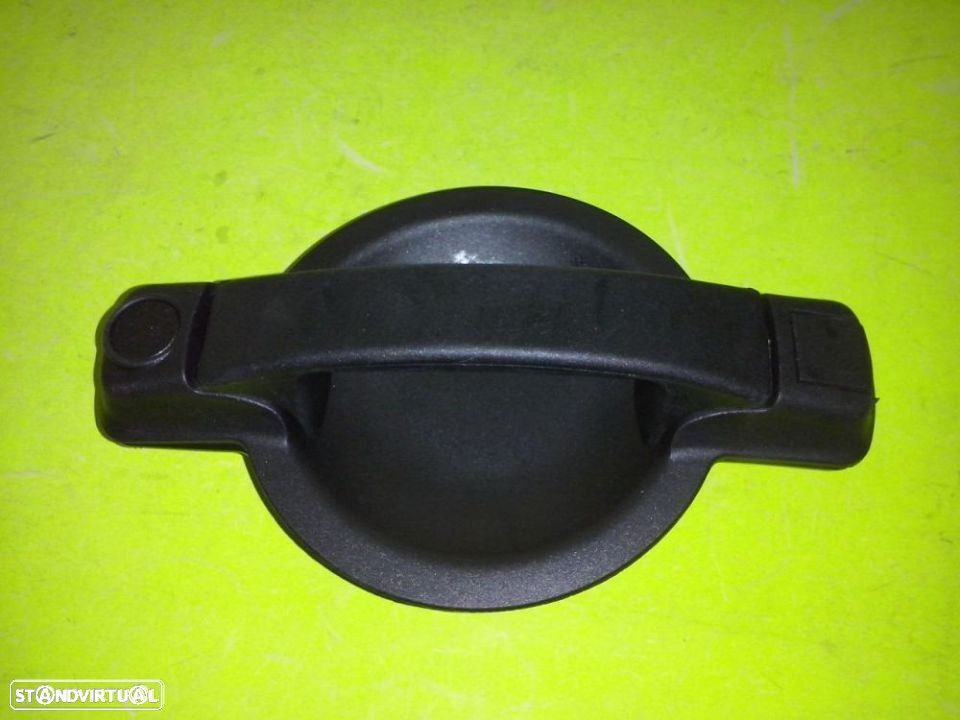 Puxador porta lateral esquerda Fiat Doblo NOVO - 1