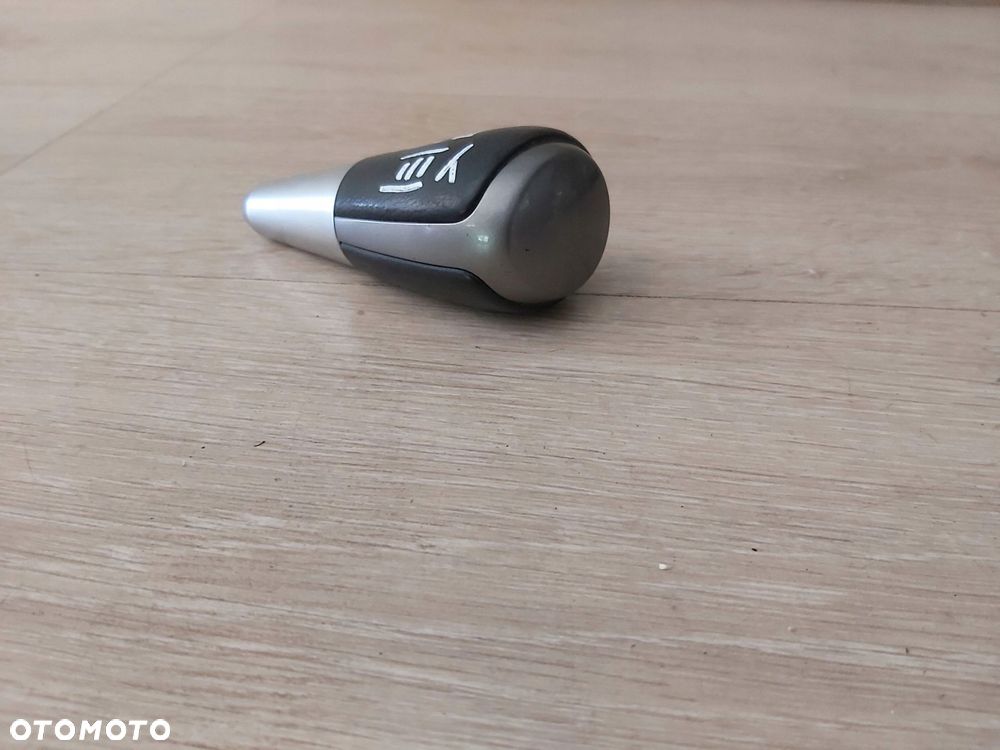 Toyota Yaris III gałka zmiany biegów automat - 1