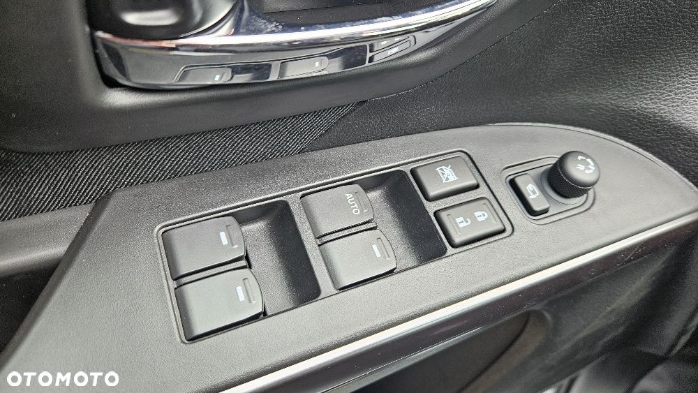 Suzuki S-Cross 1.4 SHVS Premium Plus SP 4WD - 11