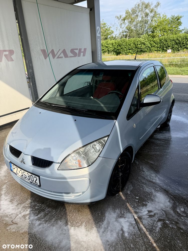 Mitsubishi Colt - 3
